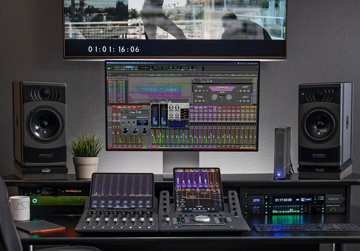Pro Tools Festive Holiday Deals
