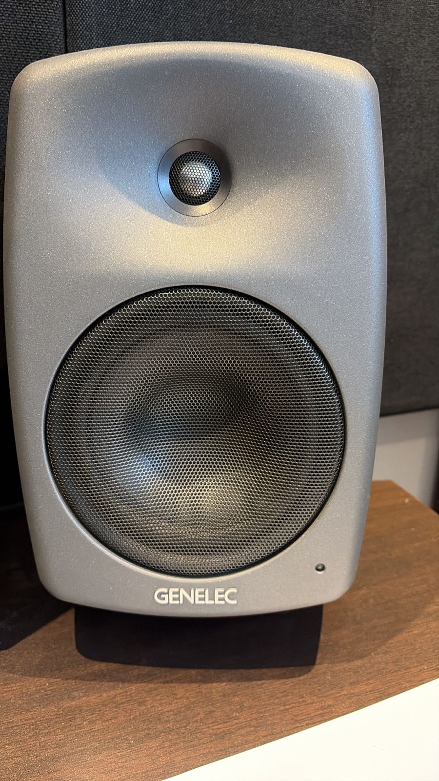 Genelec 8040BPM 6.5" 2-Way 180W Studio Monitor (PAIR) - Used