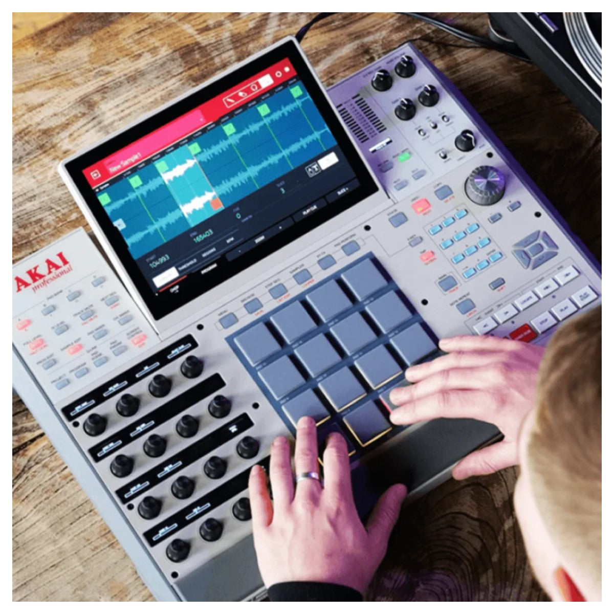 Akai Pro MPC X SE – Standalone Music Production Centre