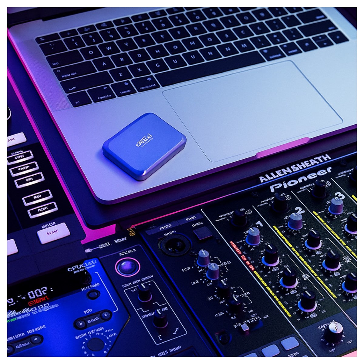 Crucial X10 2TB Type-C Portable SSD