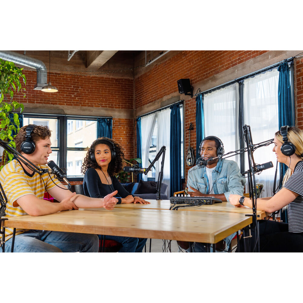 Tascam Mixcast 4 Podcast Recording mixer