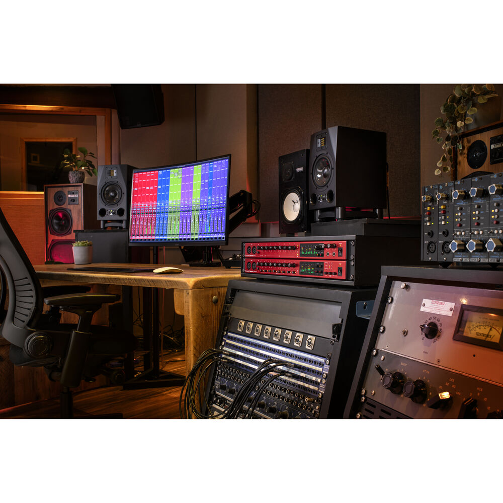 Focusrite Clarett+ OctoPre 8-channel ADAT Preamp