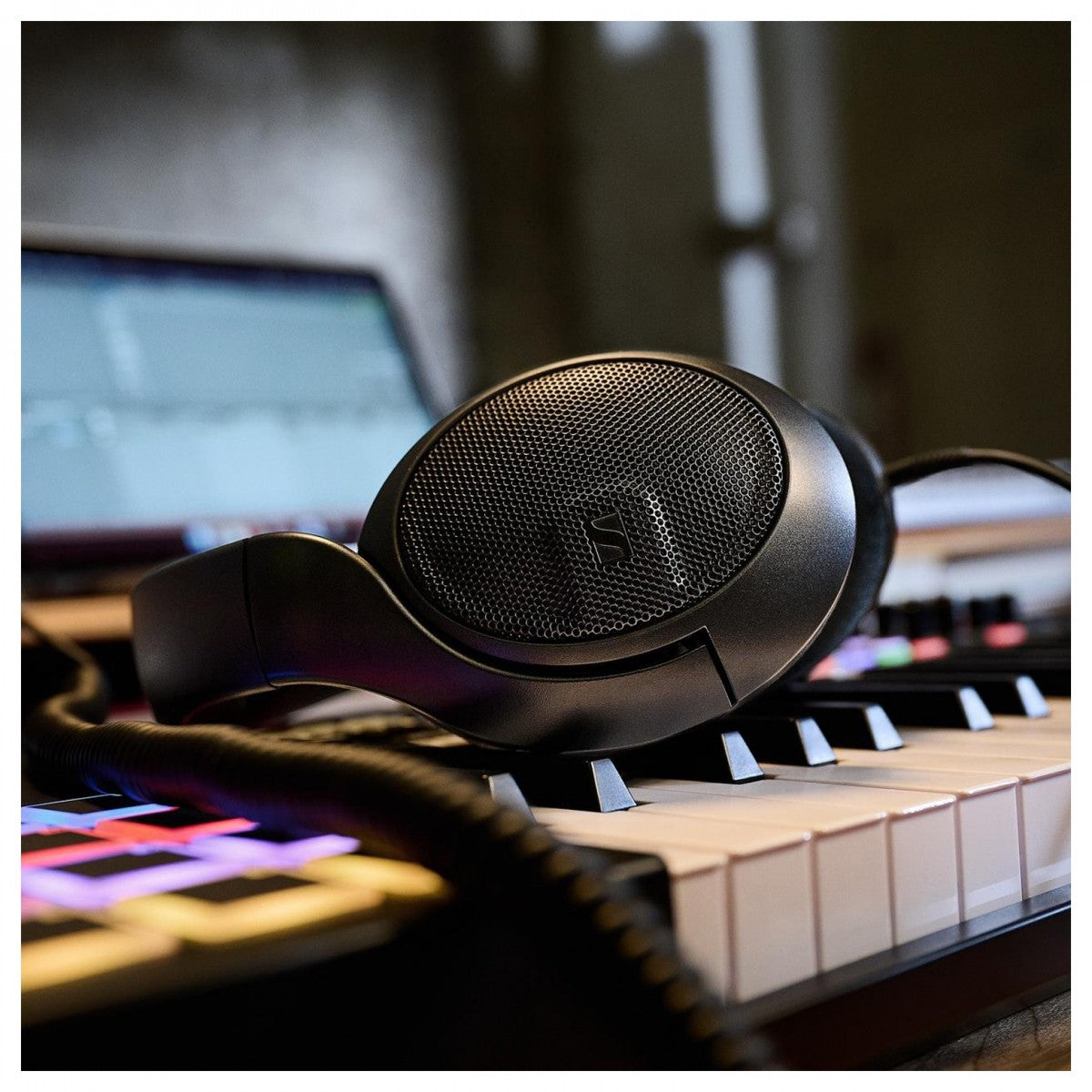 Sennheiser HD 400 Pro Studio Reference Headphones