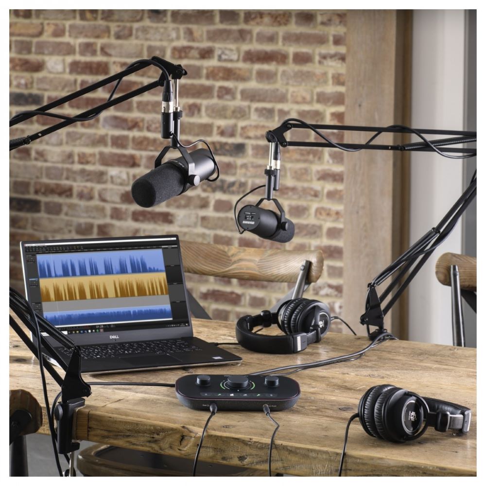Focusrite Vocaster Two Podcasting & Streaming Audio Interface