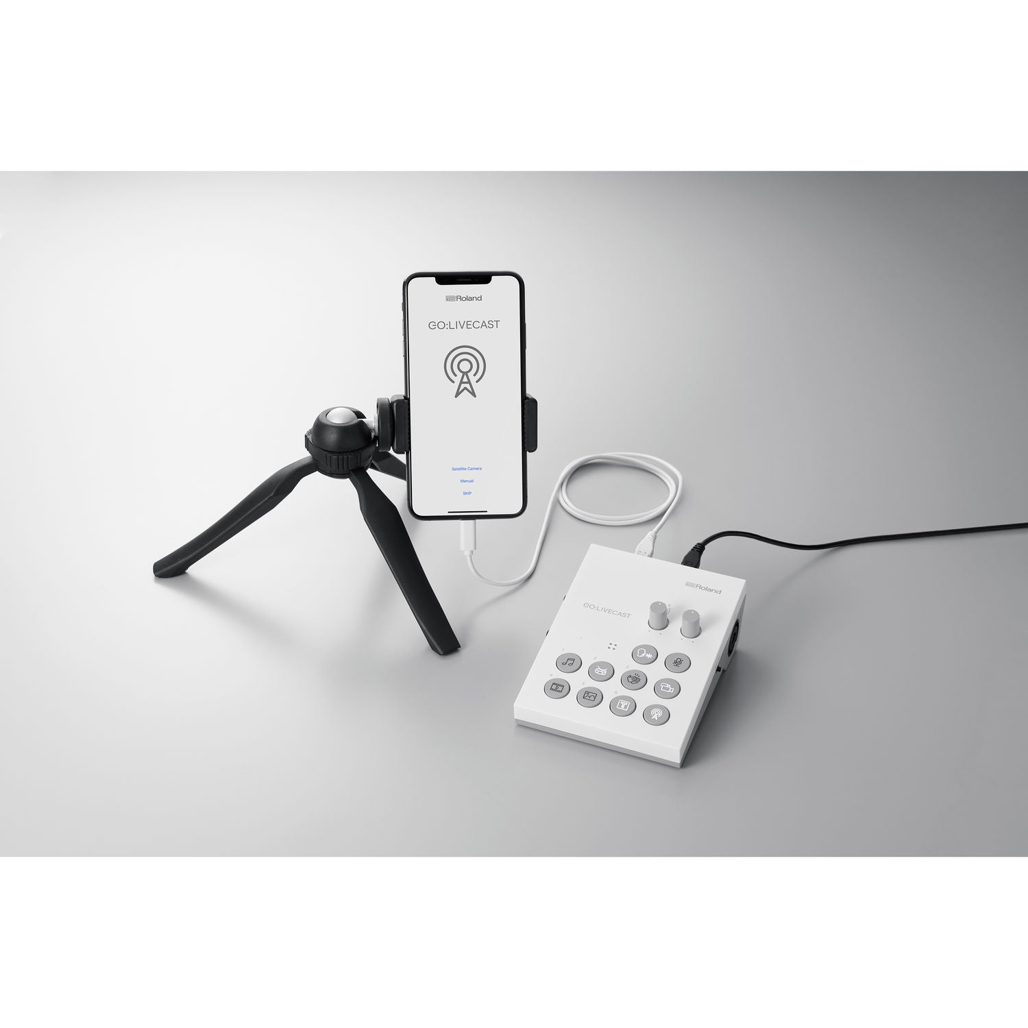 Roland GO:LIVECAST Live Streaming Studio for Smartphones