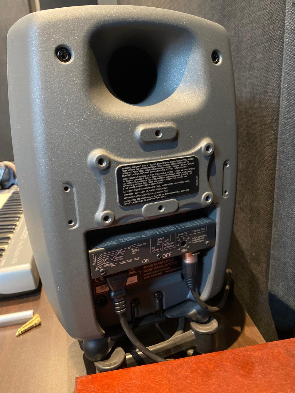 Genelec 8040BPM 6.5" 2-Way 180W Studio Monitor (PAIR) - Used