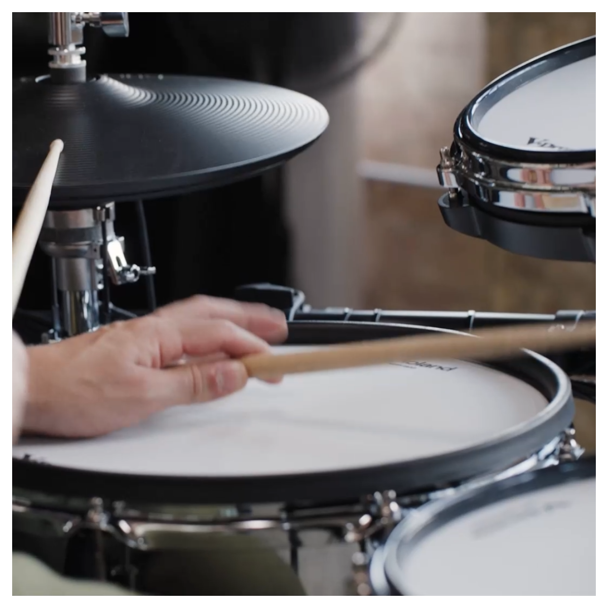 Roland V-Drums TD516 Electronic Drum Set