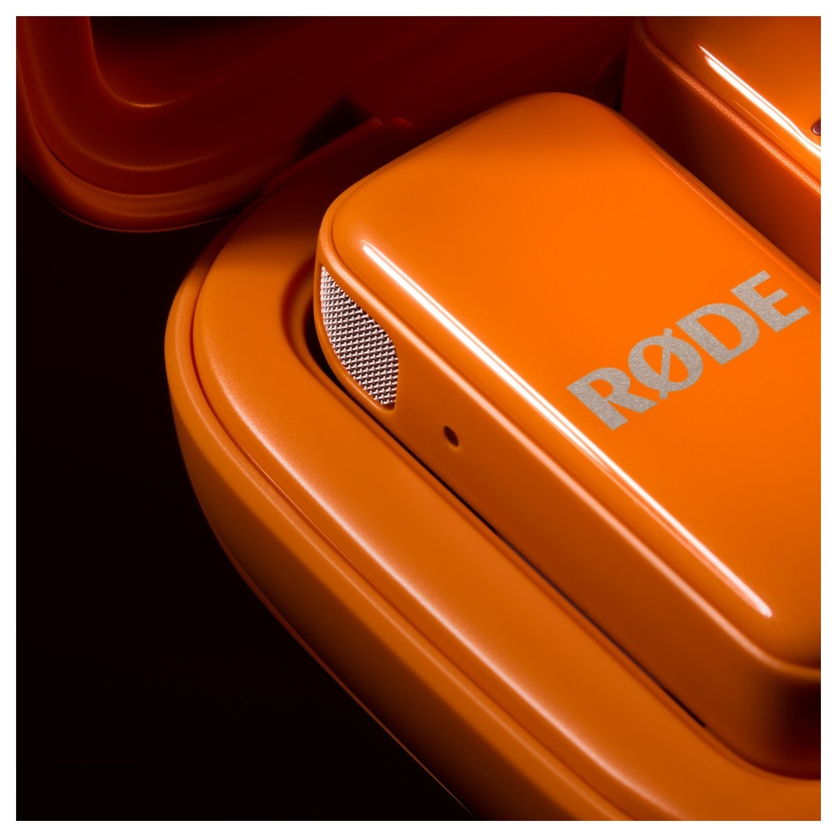 RODE Wireless Micro | Ultra-compact Wireless Microphone for Smartphone