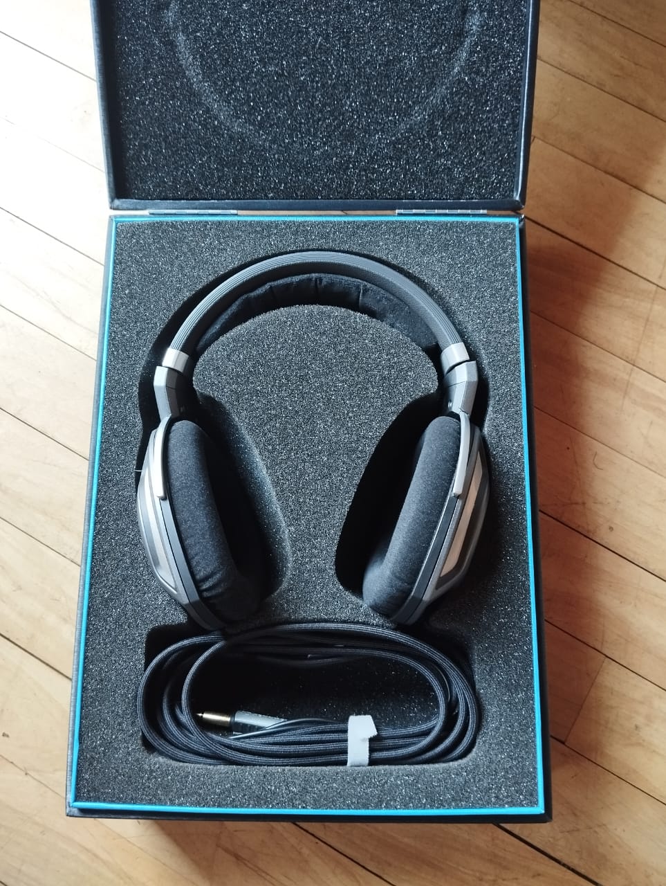 Sennheiser HD 700 Stereo Reference Headphones - Preowned
