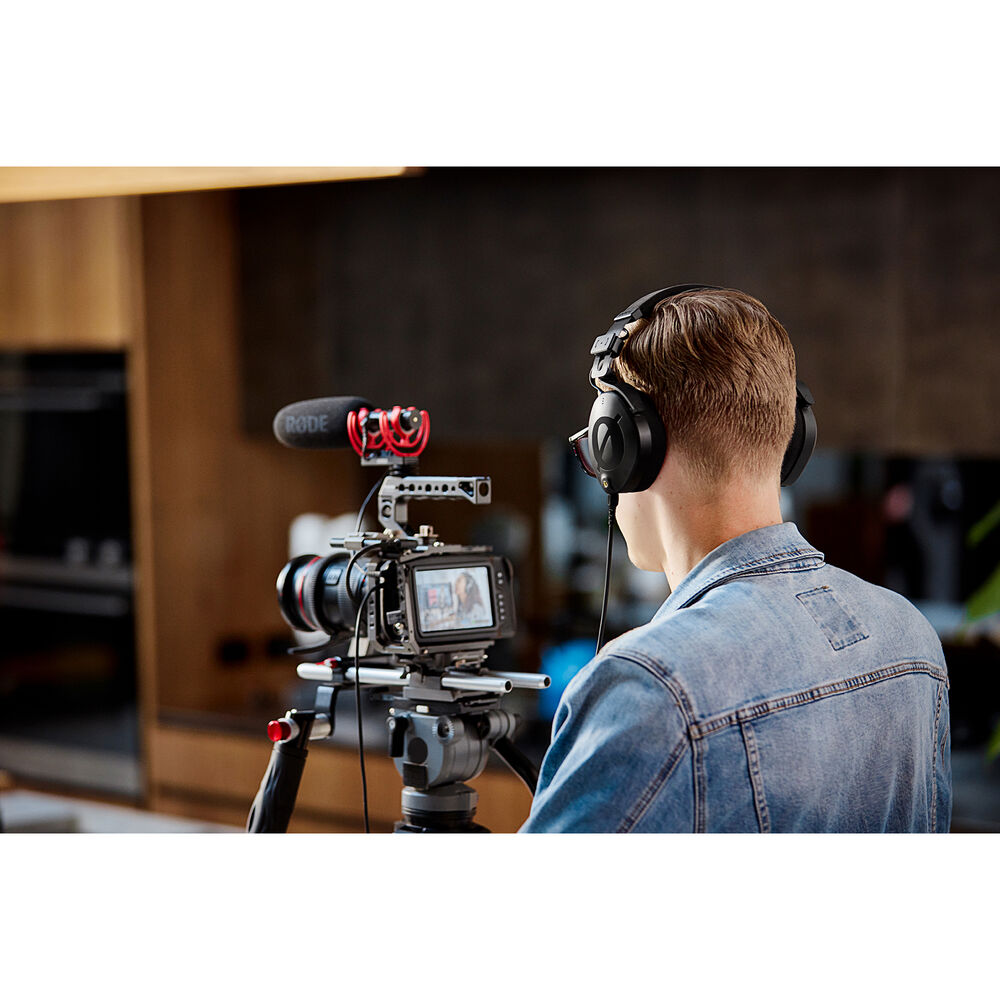 RØDE NTH-100 Professional Over-ear Headphones