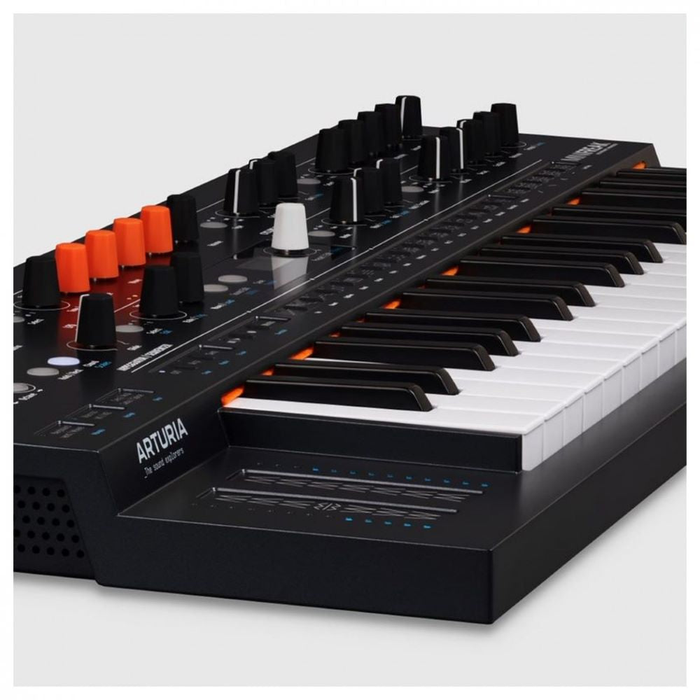 Arturia MiniFreak 37-key Hybrid Synthesizer
