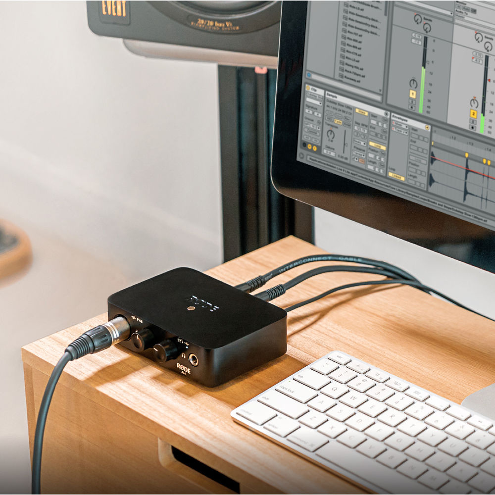 RØDE NT1 & AI-1 Complete Studio Kit