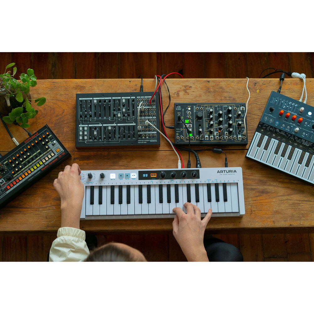 Arturia KeyStep 37: MIDI Controller & Sequencer