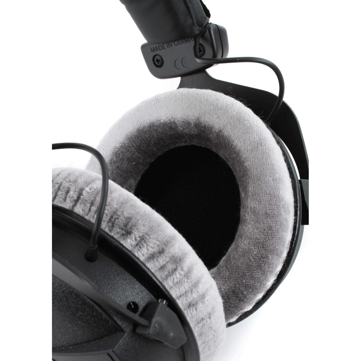 Beyerdynamic DT 770 Pro 250 ohm Studio Headphones